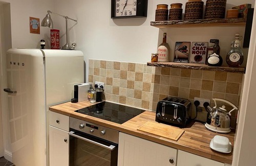 Southampton House | Quirky Edwardian/Retro Hideaway