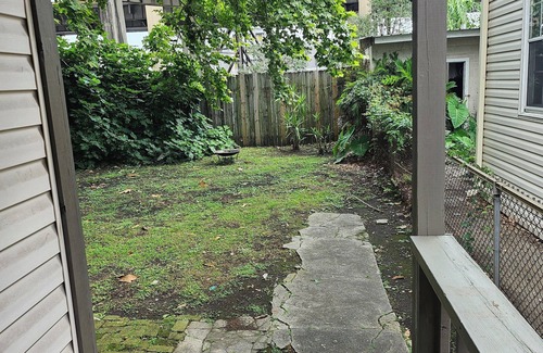 Arts/Warehouse District House | Quirky & Endearing Shotgun Style Home - 5 MIN WALK TO SUPERDOME