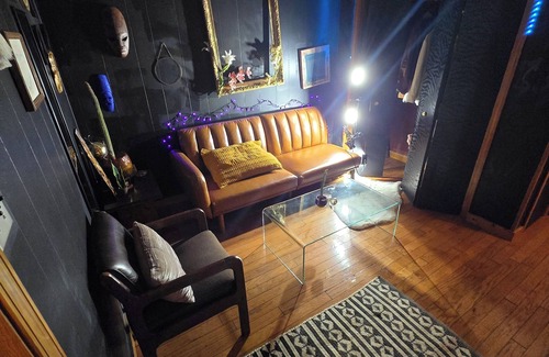 Arts/Warehouse District House | Quirky & Endearing Shotgun Style Home - 5 MIN WALK TO SUPERDOME