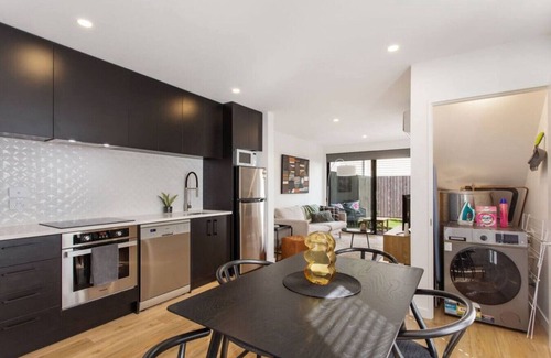 Christchurch House | Quirky New Stylish Free Park