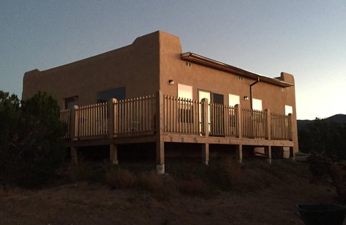 Taos House | Quit & Private nestled in a Pinion and Juniper forest. Monthly rentals only.