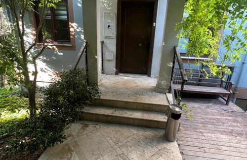 Basaksehir Apartment | Quite and nice Villa floor