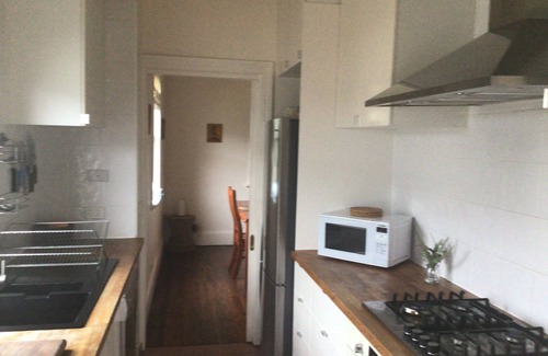 Port Albert Cottage | Quite cosy Cottage close to Port. Pet friendly