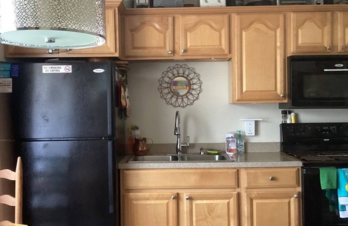 Kitty Hawk House | QUITE COUPLES GETAWAY 2 MIN WALK TO BEACH WALK TO RESTAURANTS W/LIVE MUSIC