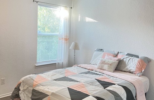 Southside House | Quite suburban home