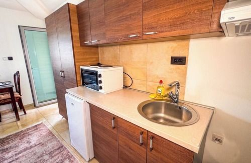 Tivat Hotel | Qumi Apartments