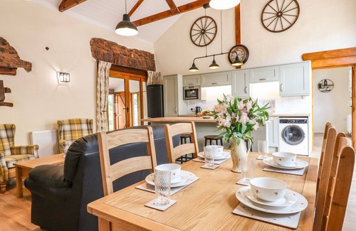 Christchurch Cottage | QUOIT X BARN, pet friendly, with open fire in Bampton, Devon