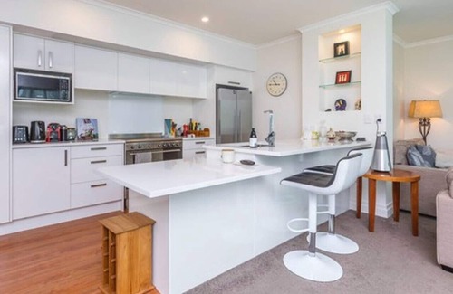 Auckland Central Business District Apartment | QV Spacious Apt on the Wharf with Wifi (797)