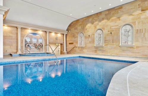 Auckland Central Business District Apartment | QV Stays Luxury Suite with Views Galore