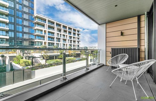 Auckland Central Business District Apartment | QV Stays Stylish Wynyard Escape