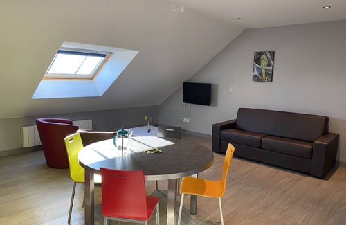 Alleuze Apartment | Résidence Apparten Ville Appartement 5 Personnes