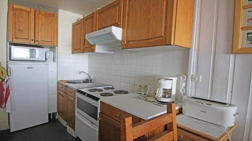 Puy-Saint-Vincent Apartment | Résidence Cortina 3 - C3302 - APPT T2 CABINE - BALCON - 6 PERSONNES MAE-8564