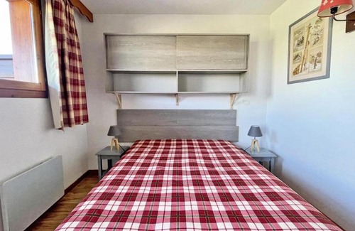 Puy-Saint-Vincent Apartment | Résidence Dame Blanche - DBA122 – APPT 1 CHAMBRE + CABINE - BALCON - 6 PERSONNES - Secteur 1800 MAE-2634