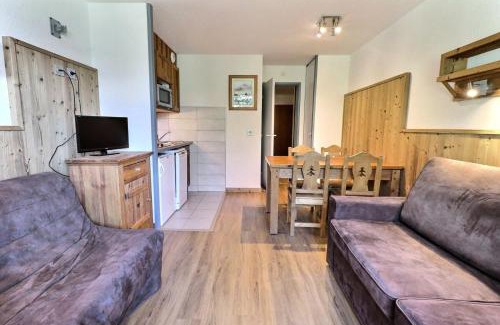 La Perriere Apartment | Résidence Grand Bois A - CONFORTABLE 2 PIECES, SKIS AUX PIEDS ET PROCHE DES COMMERCES MAE-2254