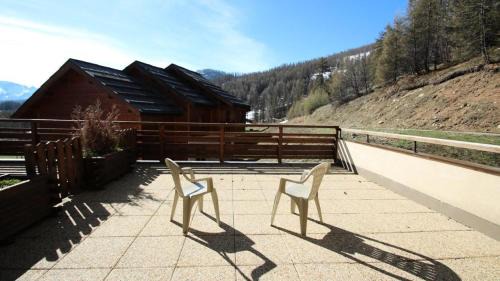 Puy-Saint-Vincent Apartment | Résidence Parc Aux Etoiles - A010PAE - APPT T2 CABINE AVEC TERRASSE - 4/6 PERS MAE-8684