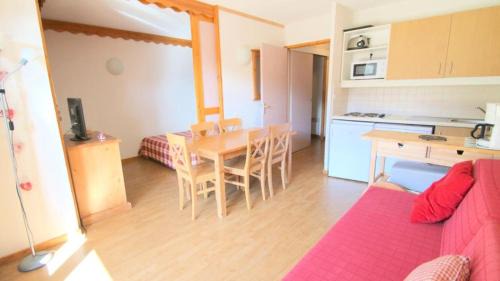 Puy-Saint-Vincent Apartment | Résidence Parc Aux Etoiles - A010PAE - APPT T2 CABINE AVEC TERRASSE - 4/6 PERS MAE-8684