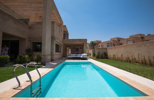 Menara Villa | Résidence Prestigia- Golf Montgomery- VILLA private pool- 3 bedrooms