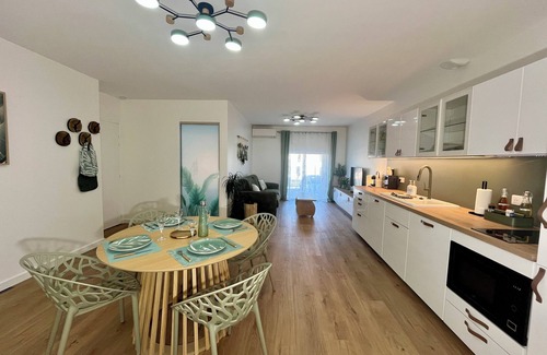 Lattes Apartment | Rêve d'Evasion beautiful new apartment air-conditioned, comfortable for 4 people