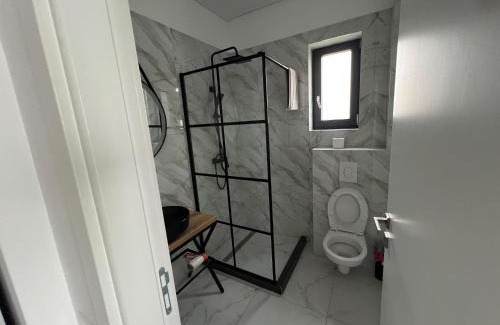Jibert Apartment | Răsărit de soare
