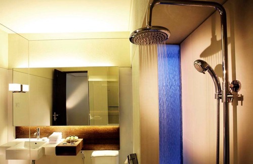 Batam Apartment | R 1152 Ajisaka’s Tirta Premier With Break Fast, Swimming Pool for children & Boat Trips