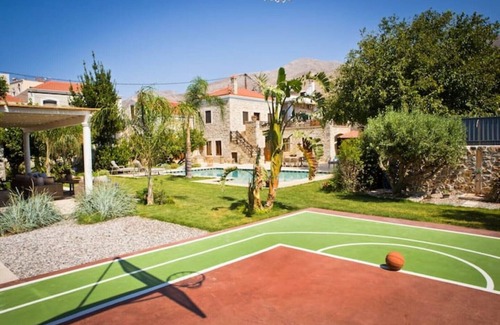 Kalymnos Town Villa | R&G Luxury accommodation in Kalymnos (Private Villa)
