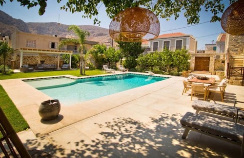 Kalymnos Town Villa | R&G Luxury accommodation in Kalymnos (Private Villa)