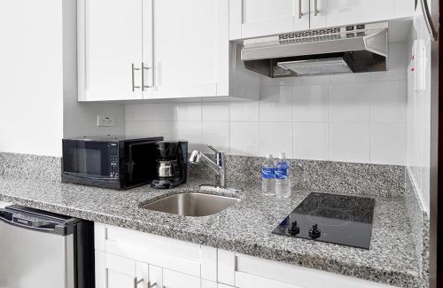 New Kingston Hotel | R Hotel Kingston