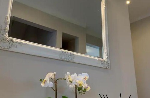 Grindavik House | R&J Guesthouse Ro0m