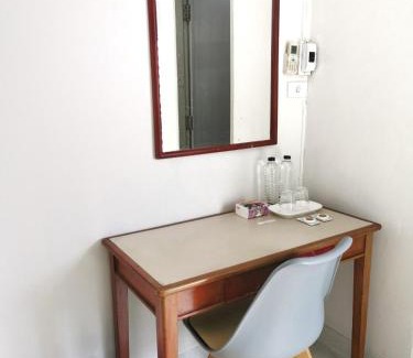 Chan Kasem Apartment | R Lodge