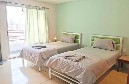 Chan Kasem Apartment | R Lodge