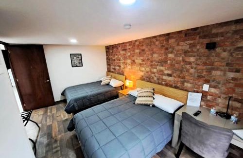 Ciudad Lopez Mateos Apartment | R05-C46 STUDIO DOBLE frente al ITESM CEM Estudiantes Empresas Ejecutivos Familias Turistas Nómadas BIENVENIDOS! UBICACIÓN ESTRATÉGICA 10min Izcalli-15min Esmeralda-20min Sátelite-25min AIFA