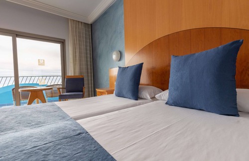 Bahia Calma Resort | R2 Pájara Beach Hotel & Spa - All Inclusive