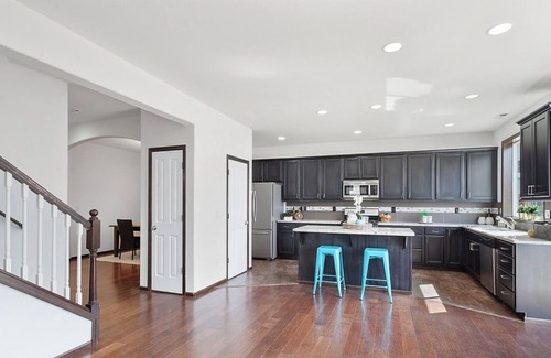 Renton House | R4: RAINIER VILLA