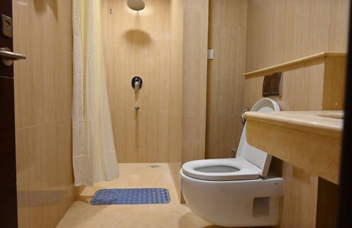Pallavaram Hotel | Raaj Bhaavan Clarks Inn Chennai
