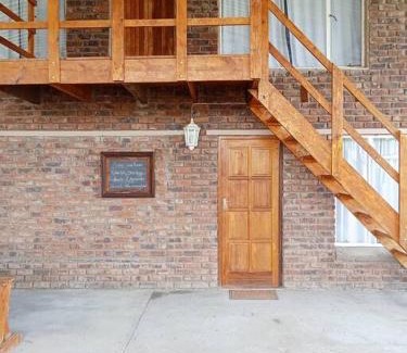 Hanover Apartment | Raapfontein Self-catering