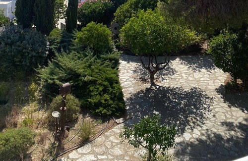 Apollonia Apartment | Rabagas House - In The Heart of Apollonia