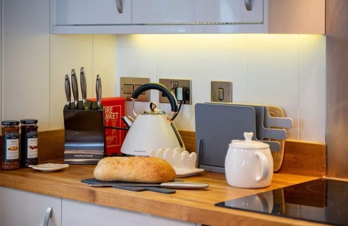Milverton Ski Chalet | Rabbits Warren Lodge