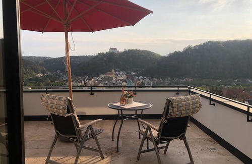 Riedenburg Apartment | Rabenstein vacation apartment with natural stone terrace and view of Riedenburg for 2 people