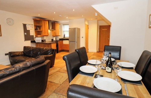 Wolsingham Cottage | RABY COTTAGE, pet friendly, with pool in Wolsingham