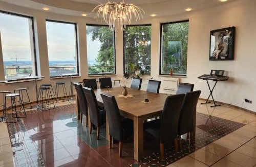Raca Villa | Raca Retreat