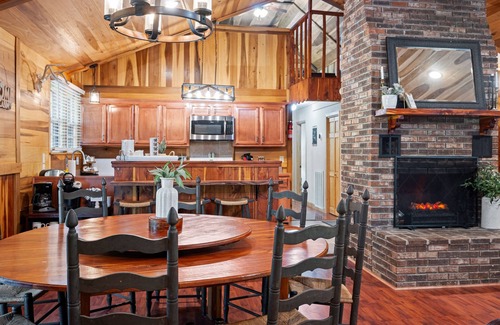 Dover Cabin | Raccoon Retreat with October Discounts!