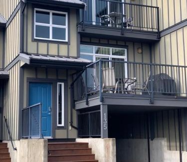 Sooke House | Race Rocks Townhouse - Sooke