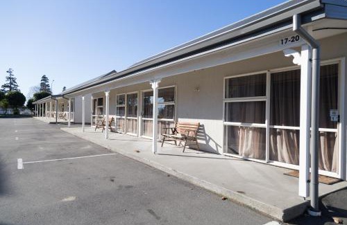 Christchurch Hotel | Racecourse Hotel and Motor Lodge