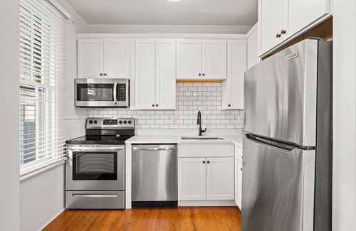 Saratoga Springs Apartment | Racetrack Getaway by Saratoga Stays