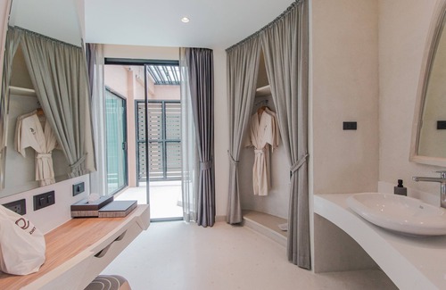 Na Muang Hotel | Rachabhura Hotel