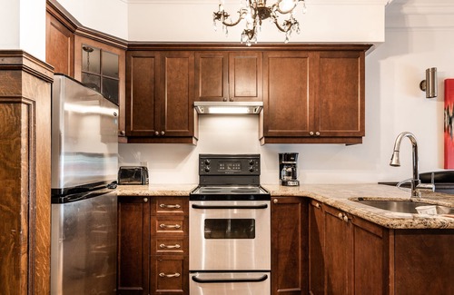 De Lorimier House | Rachel 104