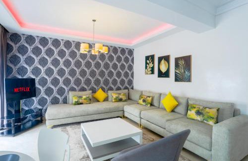 Racine Apartment | Racine appartement near twin center #heart of town