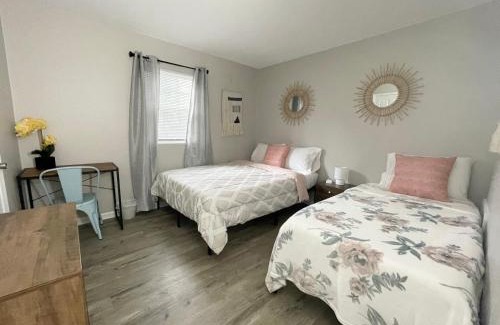 Durham Apartment | Rad Retreat - Pet Friendly - King Bed - Long Term Stays