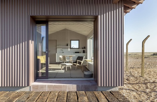 Dungeness House | Radar by Bloom Stays - sleeps 4 on nature reserve