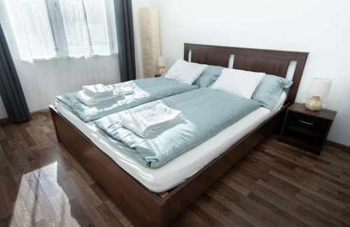 Belso-Ferencvaros Apartment | Ráday Residence Premium Suite with AC